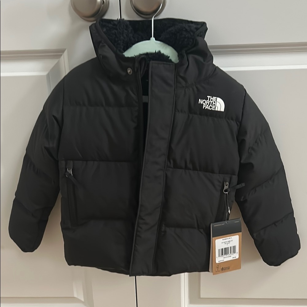 The North Face Black Down Insulated Jacket , size 3 kids - NWT brand new